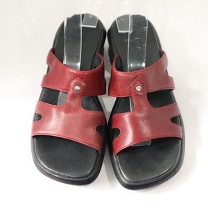 Clarks Red Leather Womens Sandals Shoes Size 6M